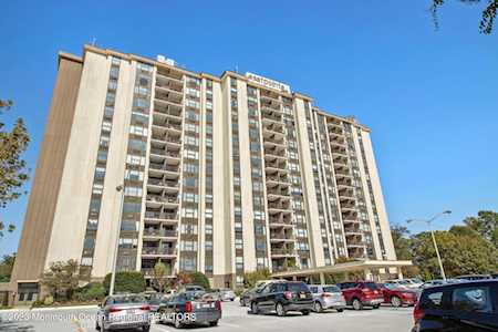 1 Scenic Dr #204 Highlands, NJ 07732