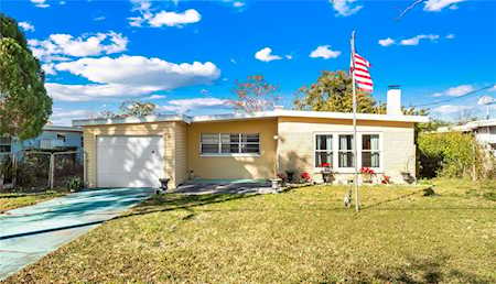4209 Park Lake St Orlando, FL 32803