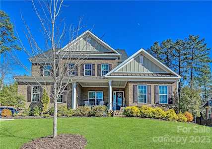16305 Doves Canyon Ln Charlotte, NC 28278