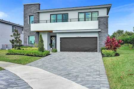 10435 Tides Ter Parkland, FL 33076
