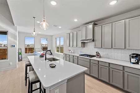 7201 Roaring Springs Road Arlington, TX 76002