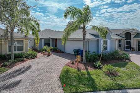3425 Grenville Dr Winter Haven, FL 33884
