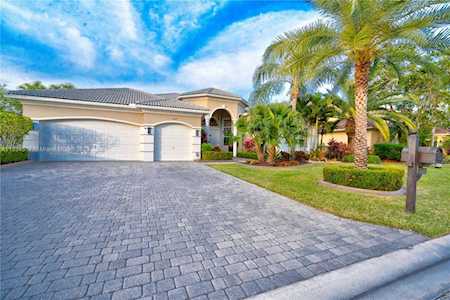 11827 NW 10th Pl Coral Springs, FL 33071