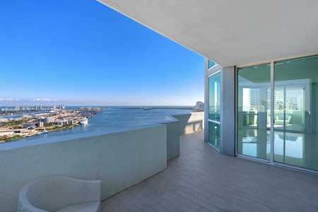 244 Biscayne Blvd #4003 Miami, FL 33132