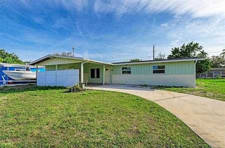 5311 42nd Ave W Bradenton, FL 34209