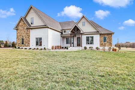 307 Five Oaks Blvs Lebanon, TN 37087