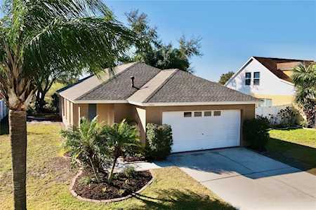 24814 Laurel Ridge Dr Lutz, FL 33559