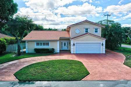 700 Glouchester Street Boca Raton, FL 33487