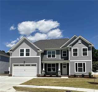 3828 Longhill Arch Chesapeake, VA 23323