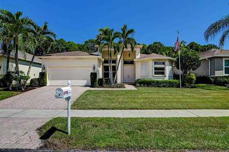 9 Lake Eden Drive Boynton Beach, FL 33435
