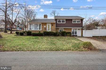 111 Hillside Ave Haddon Heights, NJ 08035