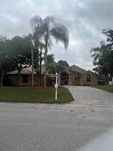 1306 SW Cottonwood Cove Port St Lucie, FL 34953