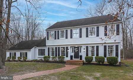 12 Taisley Ct Medford, NJ 08055