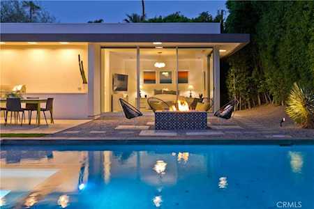 123 W Camino Carmelita Palm Springs, CA 92264