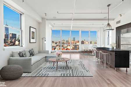 195 Bowery #11 New York, NY 10002
