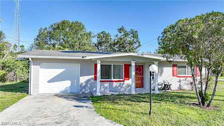 8 W Glenmont Dr North Fort Myers, FL 33917
