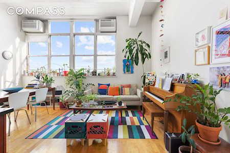 970 Kent Ave #602 Brooklyn, NY 11205