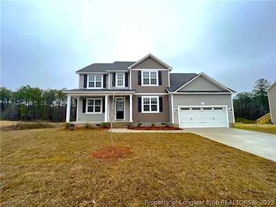 667 Angel Oak Dr Bunnlevel, NC 28323