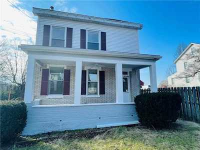4242 Dillingersville Rd Zionsville, PA 18092