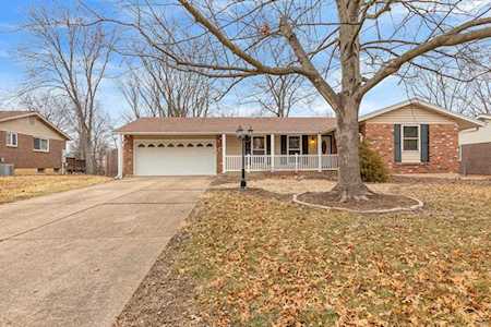 1345 Virginia Dr Ellisville, MO 63011