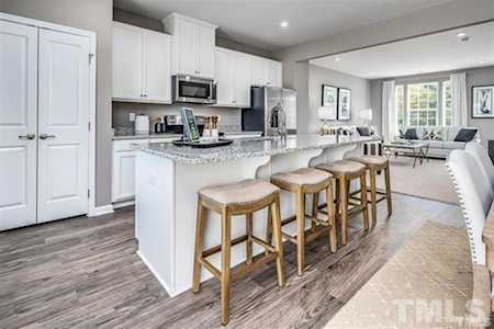 6615 Pathfinder Way #1054B Raleigh, NC 27616