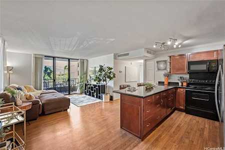 311 Ohua Avenue #202 Honolulu, HI 96815