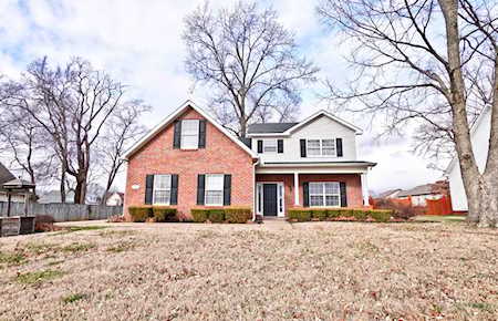 3328 Leslie Ln Murfreesboro, TN 37128