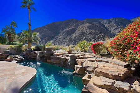 77080 Avenida Fernando La Quinta, CA 92253
