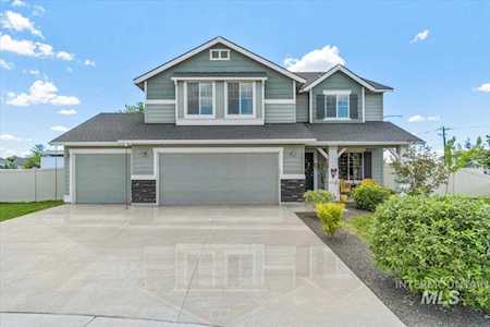 6115 N Seawind Pl Meridian, ID 83646