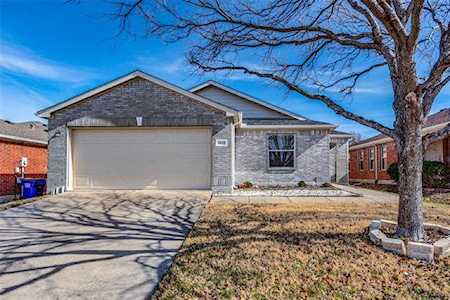 1613 Crown Point Drive Little Elm, TX 75036