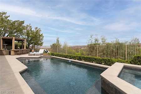 52 Brandermill Dr Henderson, NV 89052