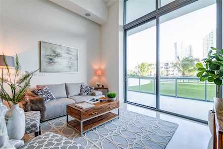 3250 NE 188th St #104 Aventura, FL 33180