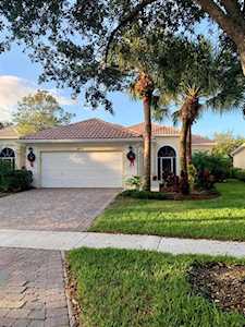8843 Oldham Way Palm Beach Gardens, FL 33412