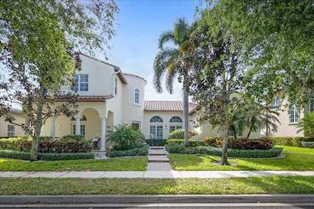 114 Santander Drive Jupiter, FL 33458