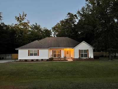 2822 Cotton Bay Crossing Valdosta, GA 31605