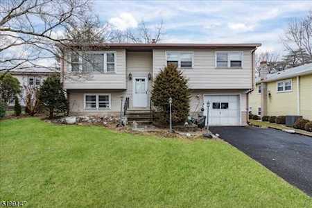 10 Maureen Ct Parsippany-Troy Hills Twp., NJ 07034