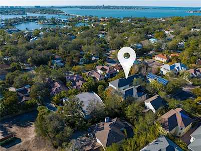 1716 Stapleton St Sarasota, FL 34239