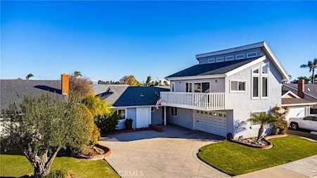 8611 Saint Augustine Dr Huntington Beach, CA 92646