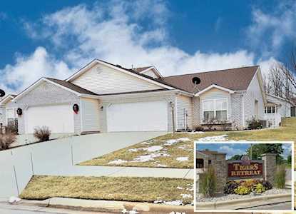 1994 Dausha Court Warsaw, IN 46580