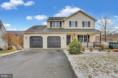 322 Dogwood Ln Womelsdorf, PA 19567