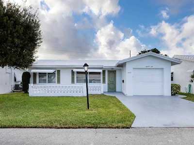 1902 SW 14th Avenue Boynton Beach, FL 33426
