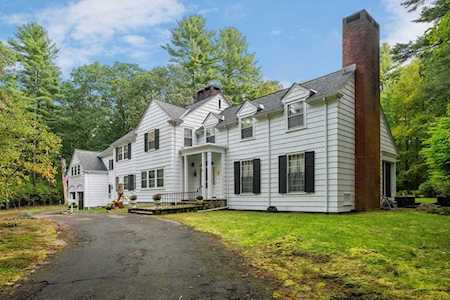 308 Hill St Northbridge, MA 01588