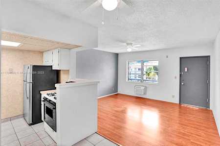55 NW 204th St #14 Miami Gardens, FL 33169