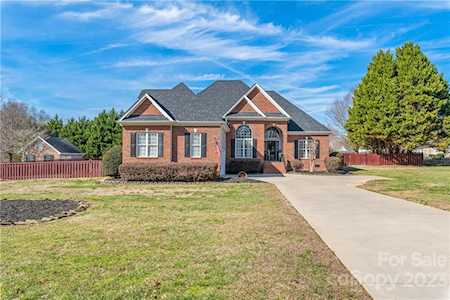 908 Gristmill Dr Rock Hill, SC 29732