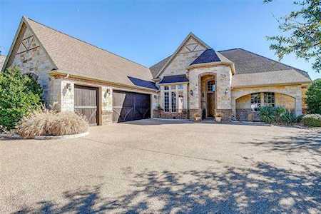 2309 Vienna Drive Granbury, TX 76048