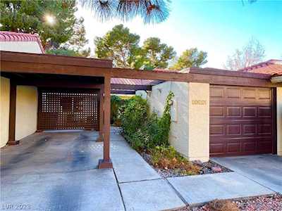 2835 Glendevon Circle Henderson, NV 89014