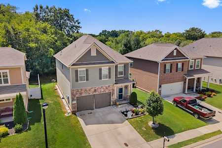 4043 Cannonsgate Ln Murfreesboro, TN 37128