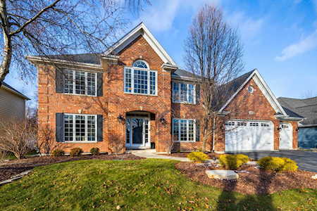 907 Rock Spring Rd Naperville, IL 60565