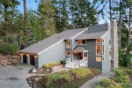 411 W Lake Sammamish Parkway NE Bellevue, WA 98008