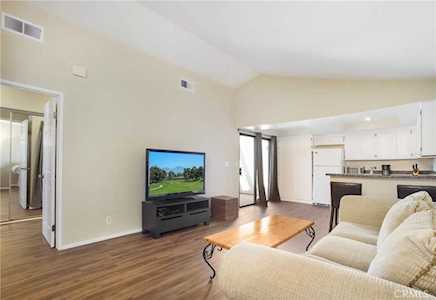 17333 Brookhurst St #C10 Fountain Valley, CA 92708